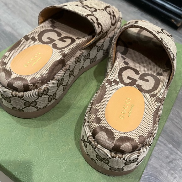 Gucci Women’s Macro GG Canvas Camel Ebony - Picture 3 of 6